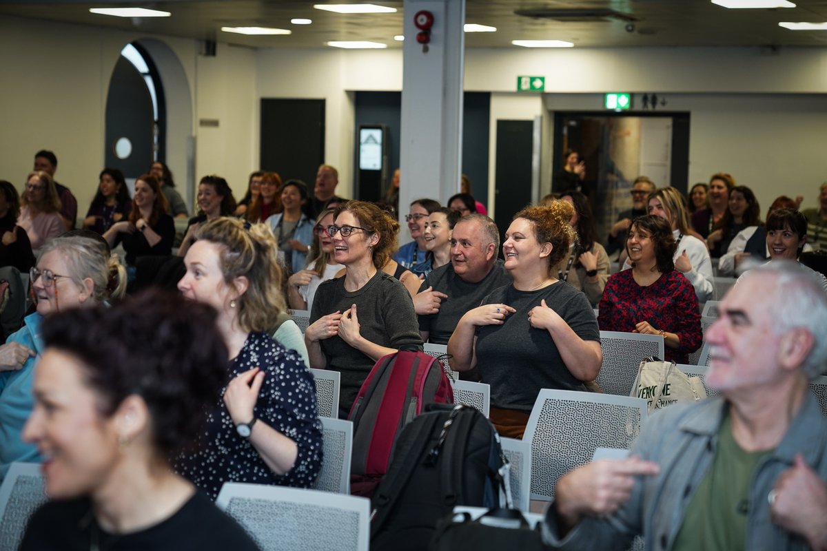 MusicEdExpo's tweet image. The CPD sessions are in full swing  🎶✨
It's not too late to join us! 👉bit.ly/3ZuEZBS

#MusicTeachers #DramaTeachers #MDEE26