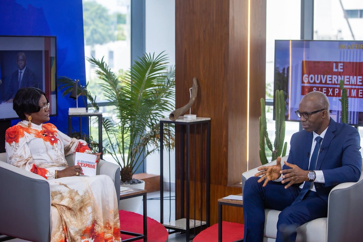 MINKO_Th's tweet image. Invité de l’émission #LeGouvernementsexprime sur @tvgabon24 pour présenter la feuille de route du @Min_CPublics.
Conformément aux orientations du Président @oliguinguema, ce tableau de bord guidera notre action pour une économie au service des Gabonais.
 Rdv à 20h 📺
#100Jours