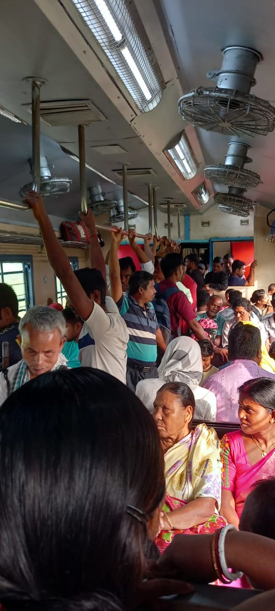 SUDIPTA199711's tweet photo. @AshwiniVaishnaw @RailMinIndia @JayantaRoyJPG @RailNf @drm_kir @EasternRailway @drmsdah @RailwaySeva Sir, I Draw To Close Your Attention, Please Extend 15721/22 DGHA Exp, 15463/64 BLGT Exp, 19601/02 UDZ Exp Upto Haldibari(HDB) Station, Daily Run Of 12363/64 KOAA-HDB Exp is Needed https://t.co/zuRNEYJ6fy