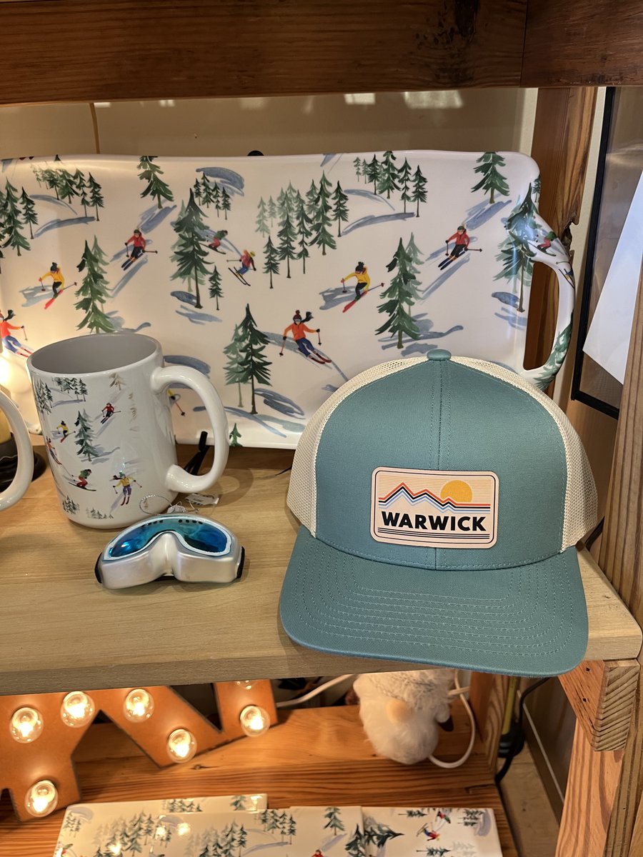 For more than 20 years, Frazzleberries Country Store has been a beloved part of the Warwick community. This family-run gem offers cozy home décor, pantry favorites, clothing and accessories, custom-made furniture, and unique gifts. 

#ValentinesDay #ShopLocal #HudsonValley