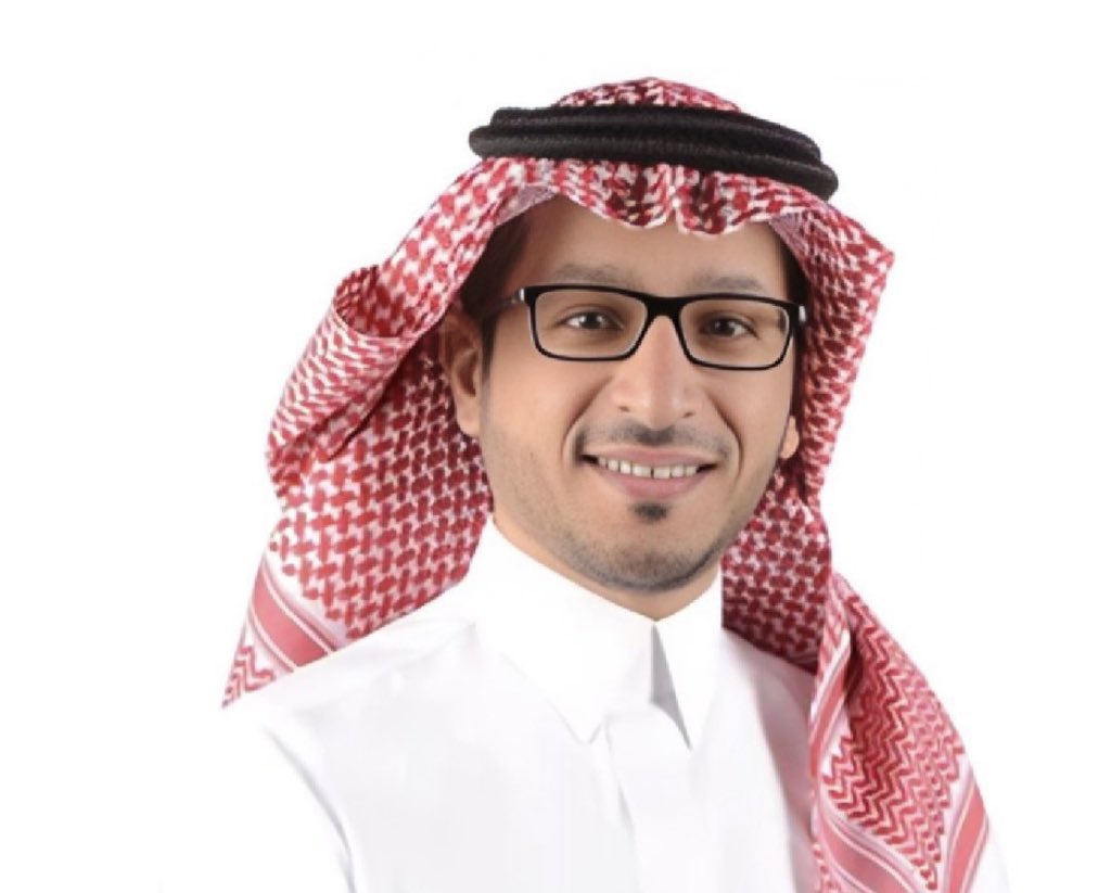 من هو الدكتور سعد بن عواض الحربي الذي صدر اليوم أمر ملكي بتعيينه نائبًا لوزير التعليم للتعليم العام:

• معلم في إدارة التعليم العام بالهيئة الملكية بالجبيل.
• مشرف تربوي في إدارة التعليم العام بالهيئة الملكية بالجبيل.
• وكيلًا لشؤون الطلاب في معهد الجبيل التقني التابع لقطاع