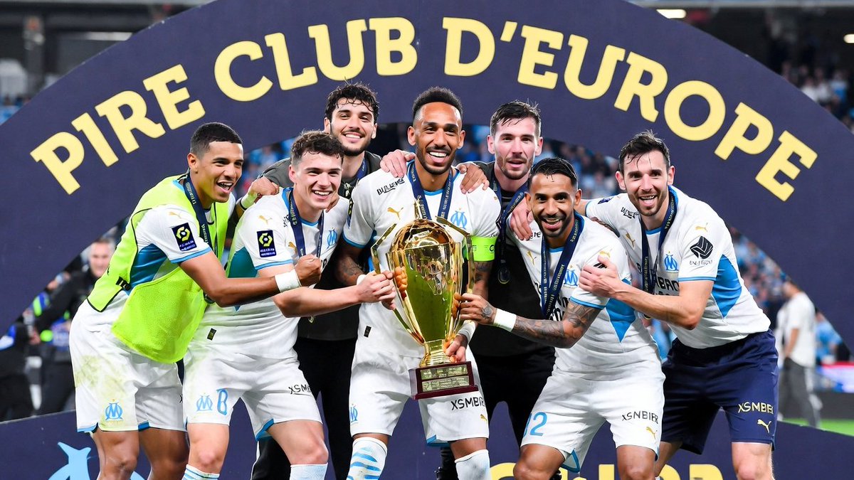 PSGmann_'s tweet image. Seul trophée de l'OM(erde) cette saison miskine, le trophée PCD'E...