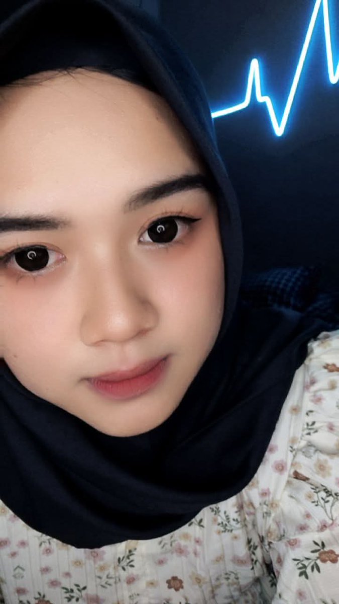 crystalyaaaaa's tweet photo. Maaf sekian lama off baru online sekarang 🥺🥰
#cdersurabaya 
#cder 
#crossdressers https://t.co/J1WGkPFqbE
