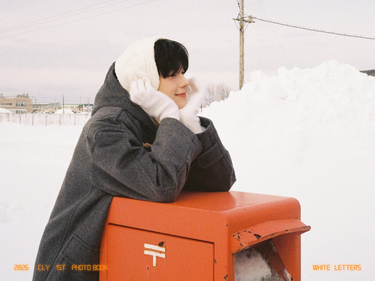 cliyu_official's tweet photo. 최립우 (CHUEI LI YU) - 1st PHOTO BOOK [WHITE LETTERS]

WHITE LETTER — 04✉️

#최립우 #CHUEILIYU #WHITE_LETTERS https://t.co/uNaD91O9mr