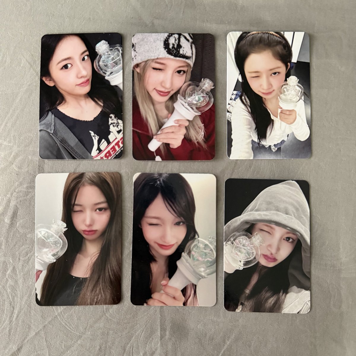 WTS photocard lightstick ive ver 2 

Yujin 35k
Rei 35k
Leeseo 35k
take all 90k

gl wy lz❌

ready bisa lgsg dikirim
dom bogor

tags # yujin gaeul rei wonyoung leeseo liz sell ina light stick lfb 아이브 포카 양도 안유진 유진 가을 레이 장원영 원영 리즈 이서 #ตลาดนัดive pasarive