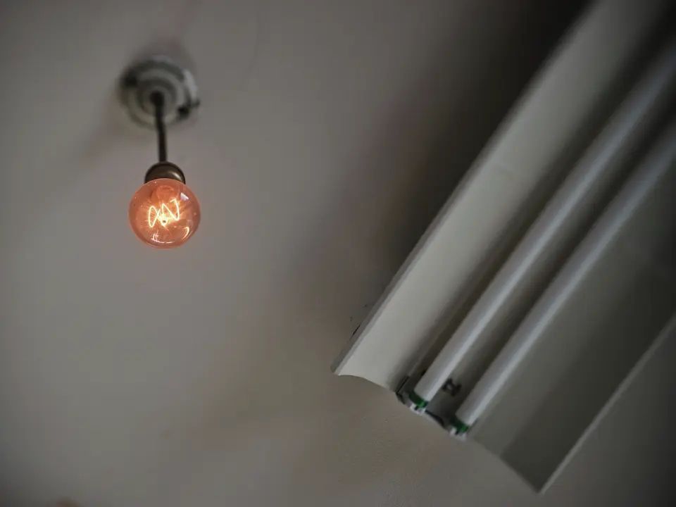 witzshared's tweet image. Don’t build them like that anymore — The Bay Area’s most unlikely #landmark: A 125-year-old #lightbulb that’s still burning buff.ly/KuSun4K