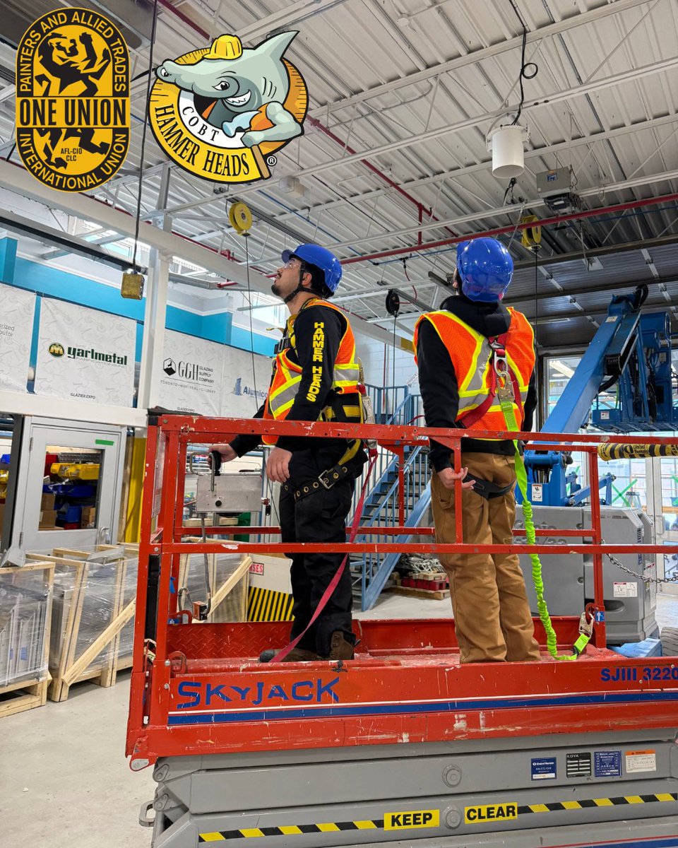 Hammer Heads tweet media