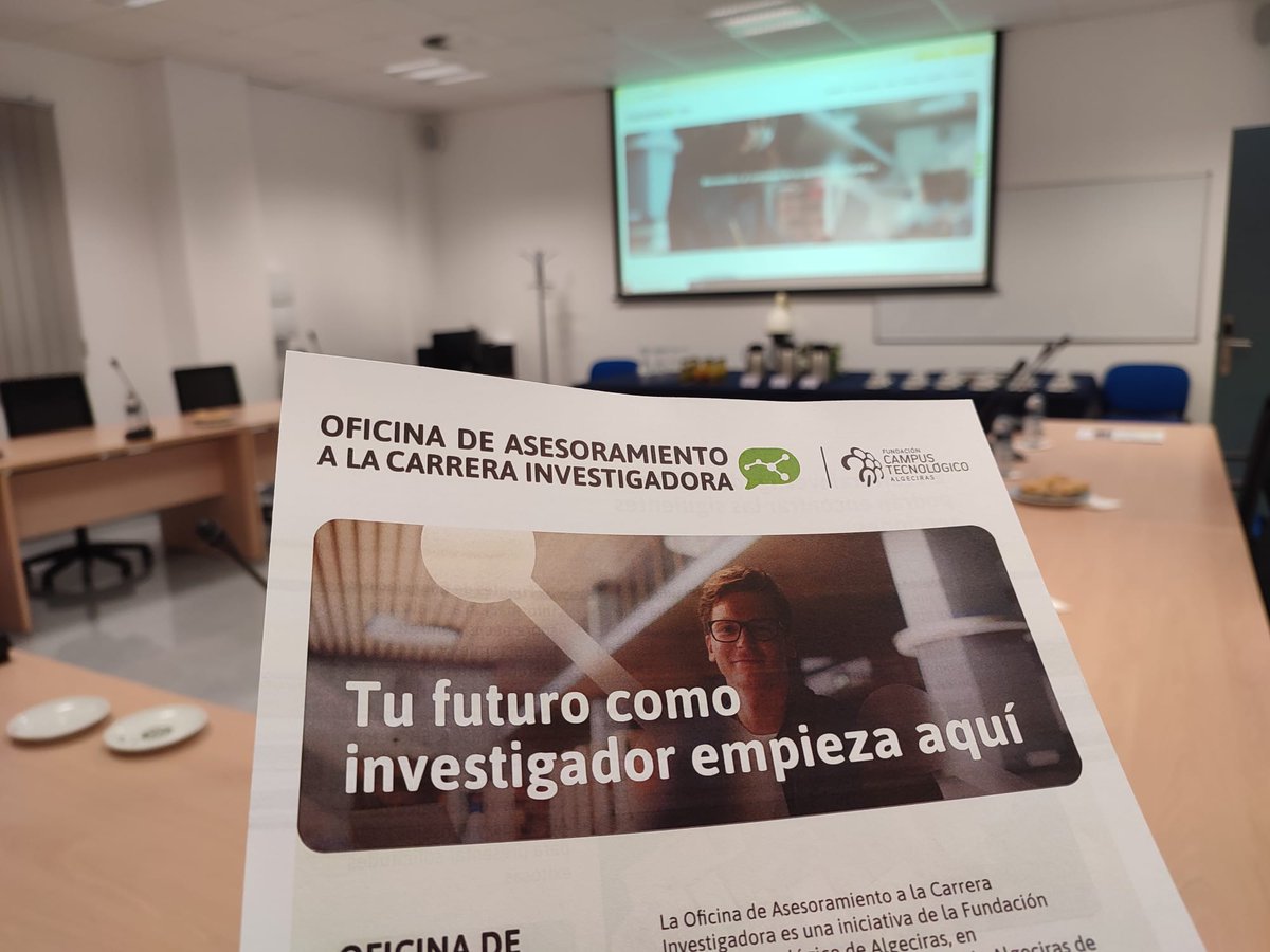 La FCTA presenta una oficina de asesoramiento para futuros investigadores de la comarca
noticia completa👇
campustecnologicoalgeciras.es/la-fcta-presen…