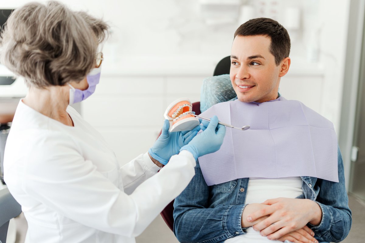 TheOncallbot's tweet image. Root canal aftercare matters! Clear guidance ensures better healing. Learn how Dental After Care Notes supports your practice!🦷🗓️ 
 #dentalemergency #dentalpain #dentalproblem #DentalPractice #DentalTechnology #DentistOnCall #AfterHoursDentist #VirtualDentalAssistant