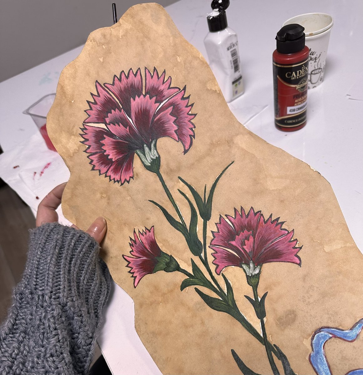 Mesai bitmeyince kese kâğıdına çiçekler açtırıyoruz. 😘 #iyiakşamlar tutsaklar !