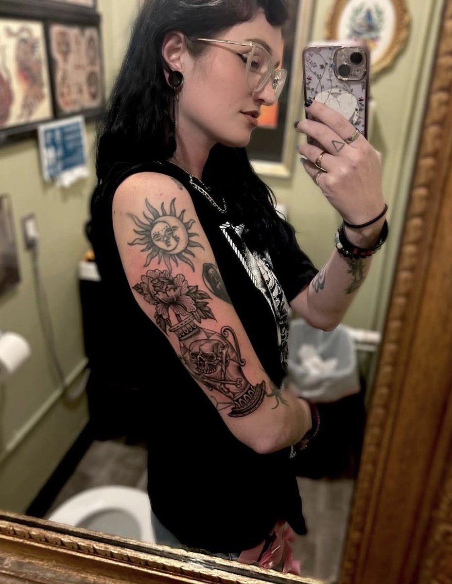 Cutie from last tat day. 😍 Who’s paying for my next Friday the 13th flash tattoo tomorrow? Send for tat &amp; a good tip! $SunniDano