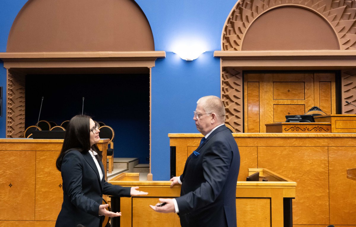 Riigikogu's tweet image. Head of the EU Affairs Committee Peeter Tali met with #Moldova’s Minister for EU Integration, @cgherasimov: The EU must enlarge. The Moldovan people have repeatedly chosen the European path at the ballot box. Estonia supports Moldova’s and Ukraine’s accession to the EU. 🇪🇪🇲🇩🇪🇺