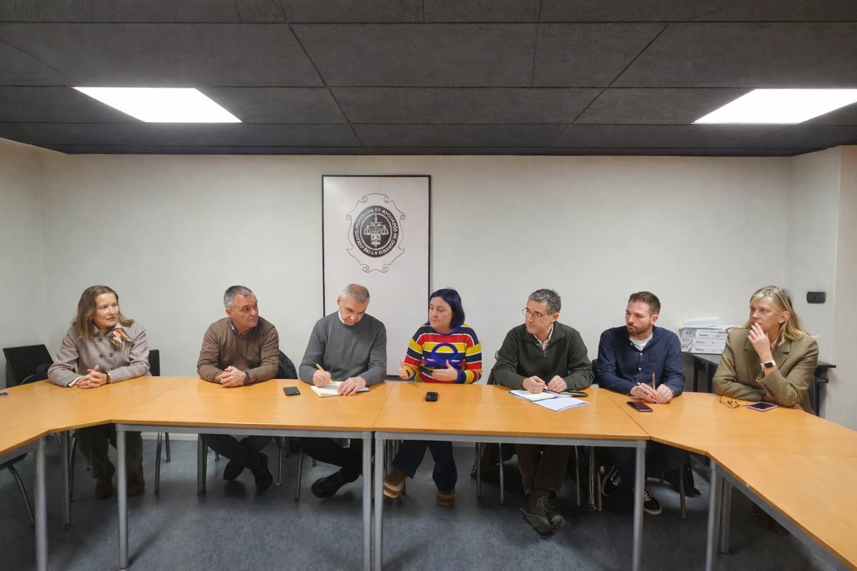ICAOURENSE tweet media