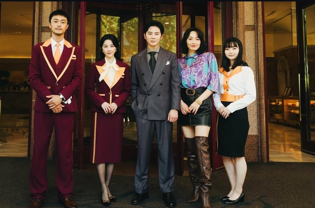 SMilkdrama's tweet photo. "Can crossing time erase regret?"
New Taiwanese time-travel drama, #TheGreatTipsy1980s, starring main actors who have had hit time-travel dramas in the past too ☺️ - #LegoLee (#LoveAtSeventeen), #IvyShao (#BackTo1989), and #PatrickShih (#SomedayOrOneDay). No airdate yet! https://t.co/ZRyOSkp9uh
