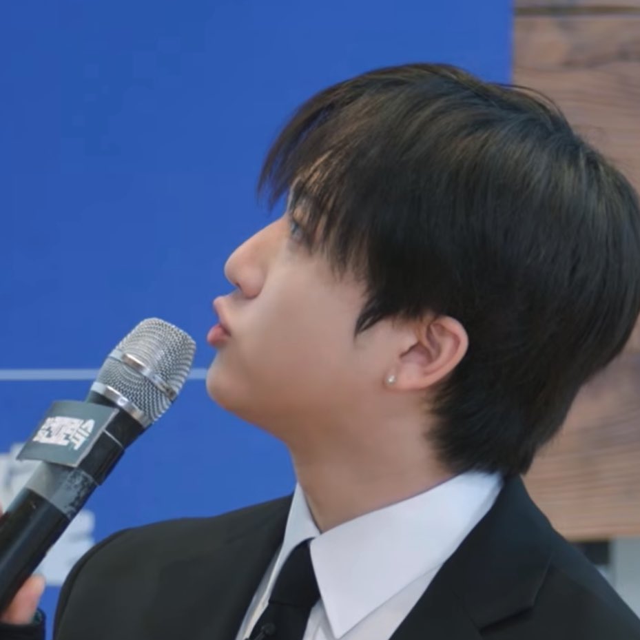 ←"운세(運勢)"の우のおくち
　　　　　　　　　　"유혹(誘惑)"の유のおくち→