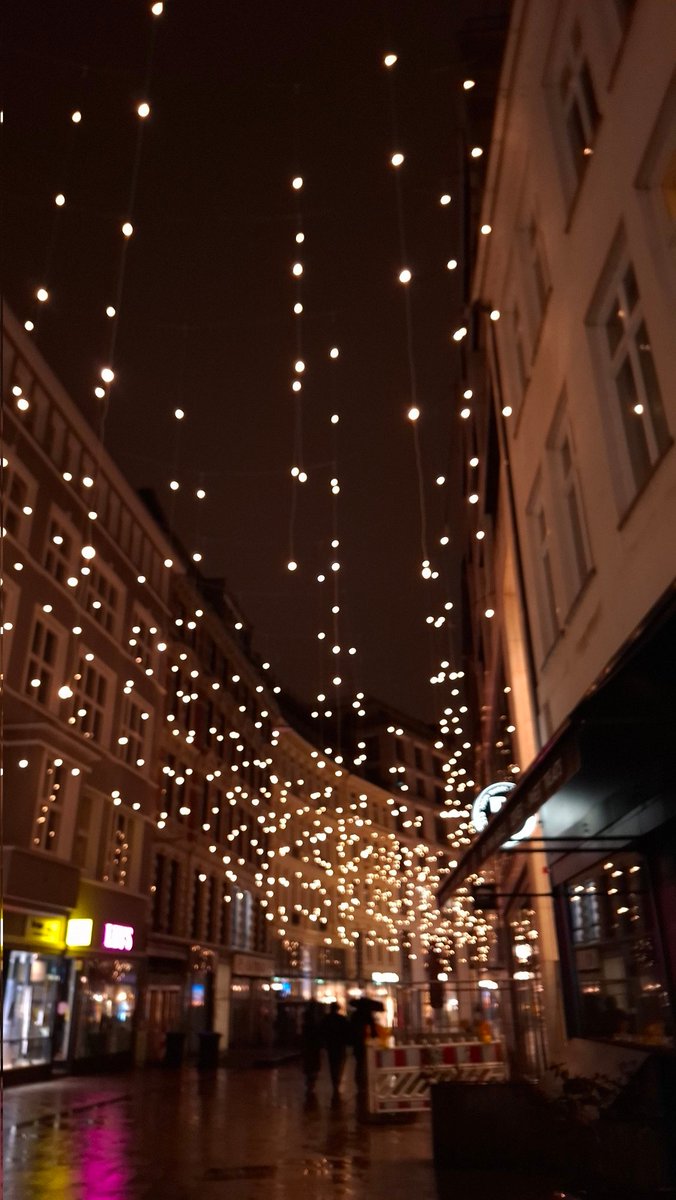 romeosantos tweet media