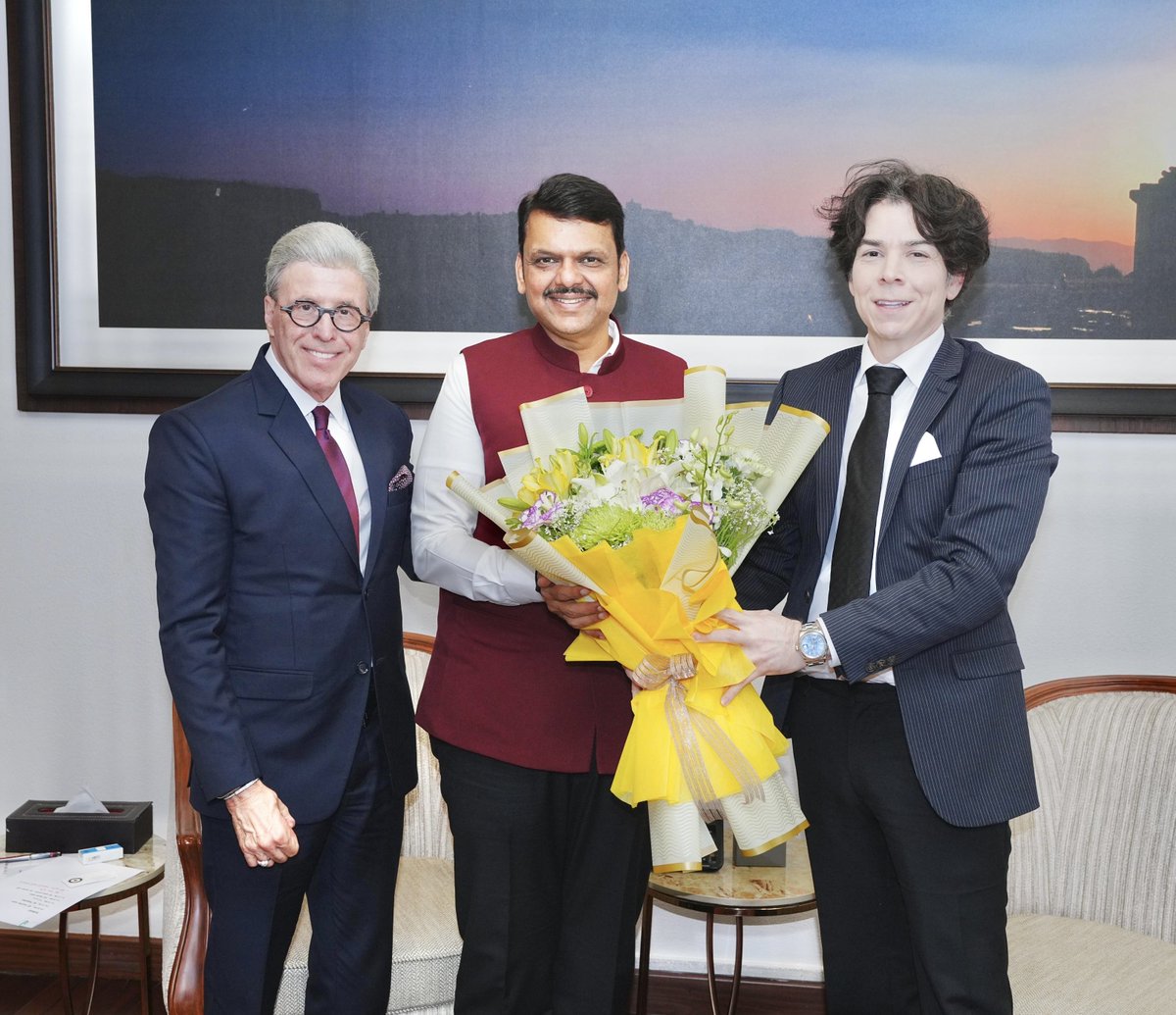 CMO Maharashtra tweet media