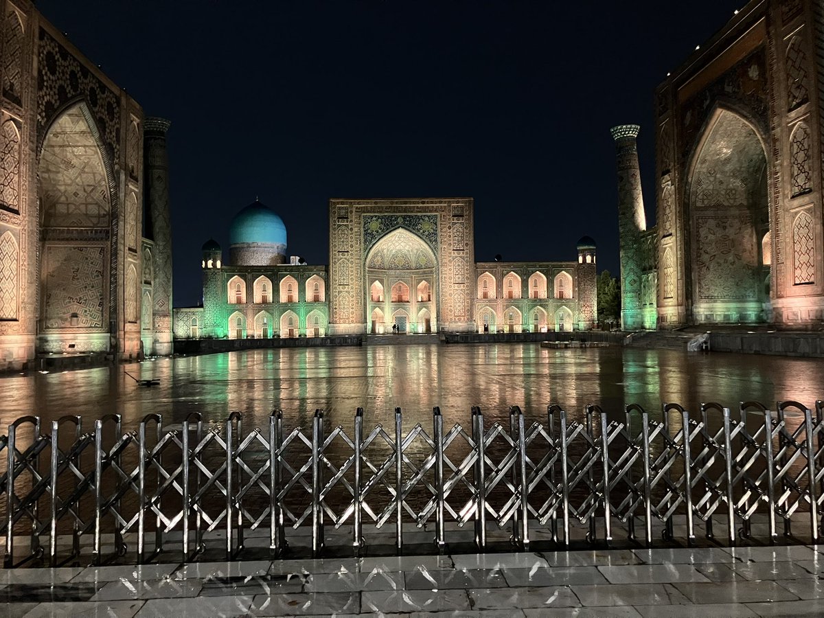 planet225's tweet image. 