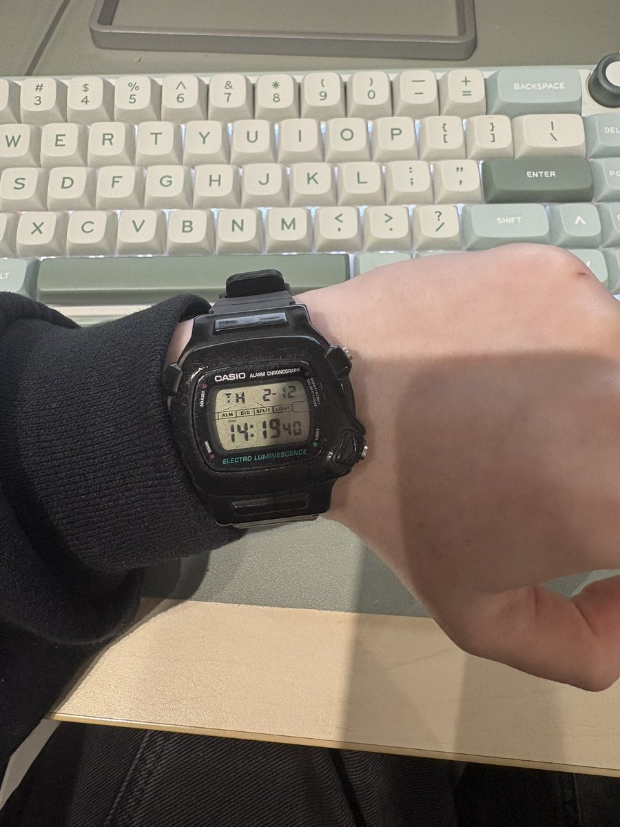 lytd2013's tweet image. #twin