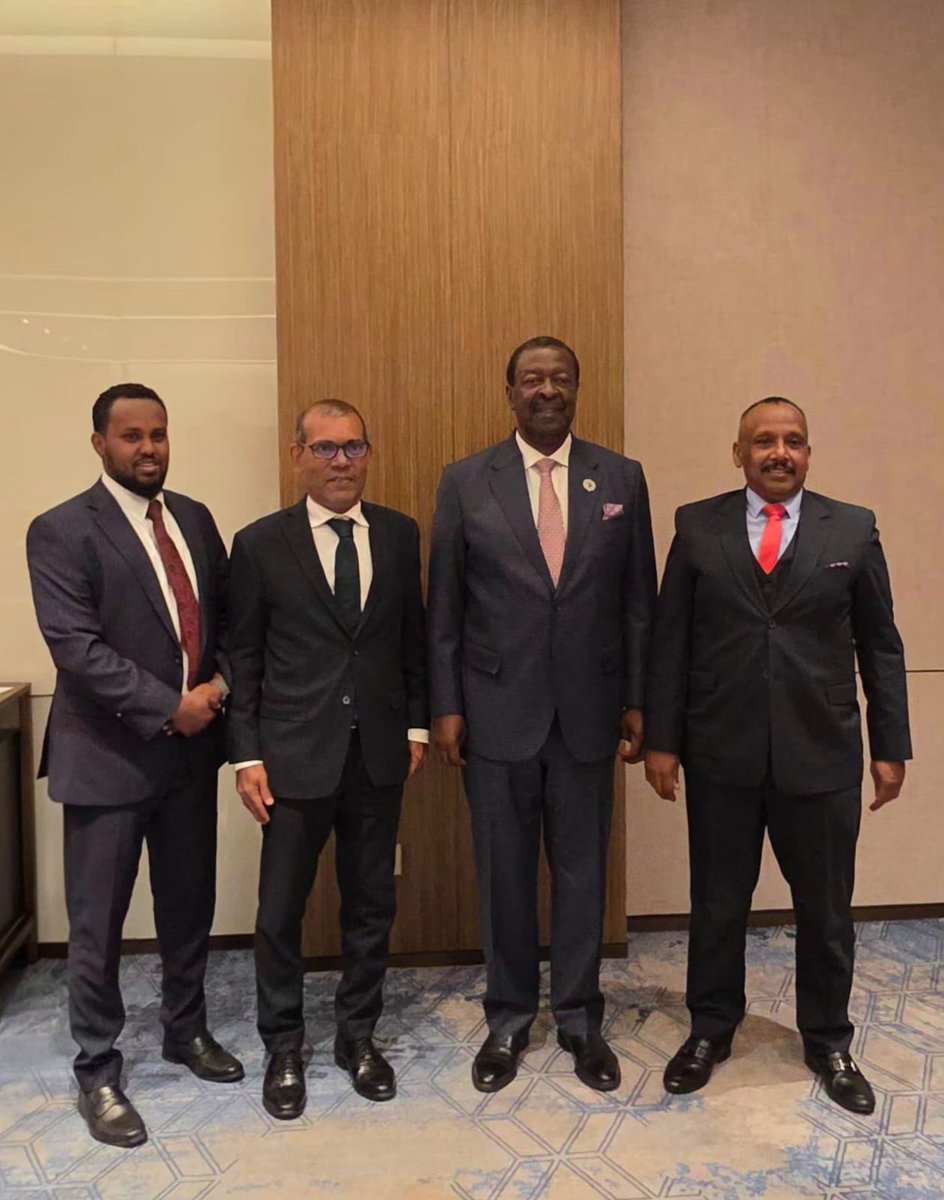 Honoured to meet H.E. Musalia Mudavadi, Prime Cabinet Secretary &amp; Minister for Foreign and Diaspora Affairs of Kenya. We discussed strengthening cooperation between Kenya and the CVF-V20 to advance climate finance reform, Loss &amp; Damage solutions, and resilient economic growth for