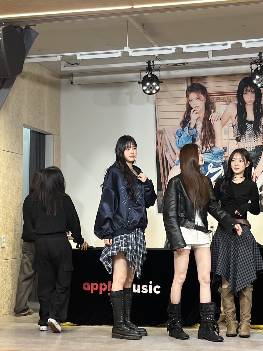 naraikokoya's tweet photo. 코코 키2미터 의심됨 https://t.co/TFEZqXAkP0
