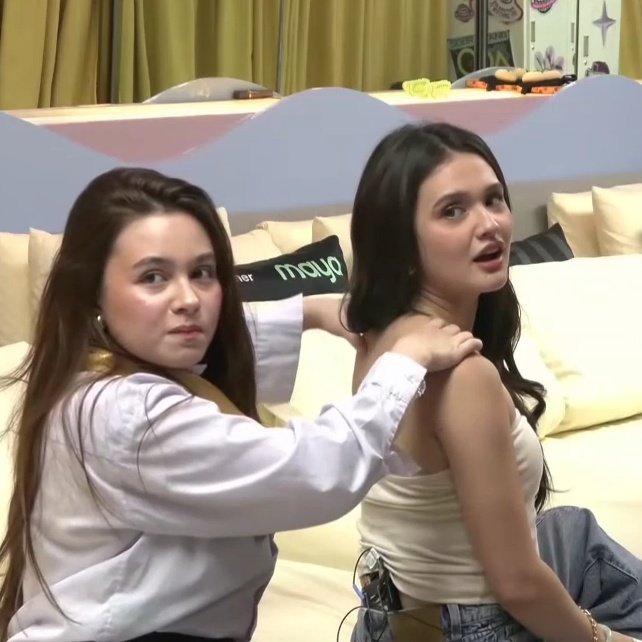 yashmnl_'s tweet image. Omgggg kira and krystal 😍 magkapatid ba kayoo?? magkamukha talaga silaaa ang cute ng interactions huhu

KIRA PBBHOTEL COMEBACK