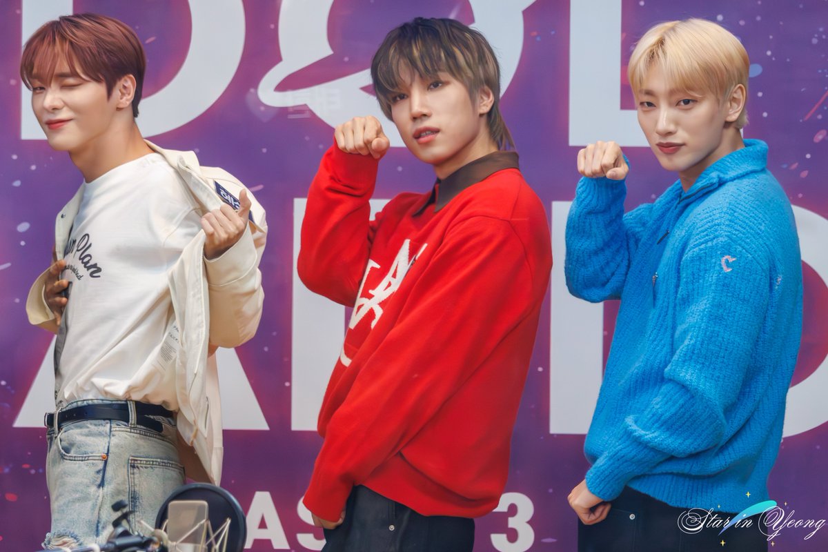 240212 아이돌 라디오

#영준이의눈에별을모으다

#배너 #VANNER #ベナー #VVS 
#혜성 #박혜성 #HYESUNG #ヘソン
#성국 #박성국 #SUNGKOOK #ソングク
#영준 #안영준 #YEONGGWANG #ヨングァン
<a href="/_sungkook/">성국</a> <a href="/VannerOfficial/">VANNER 배너</a>