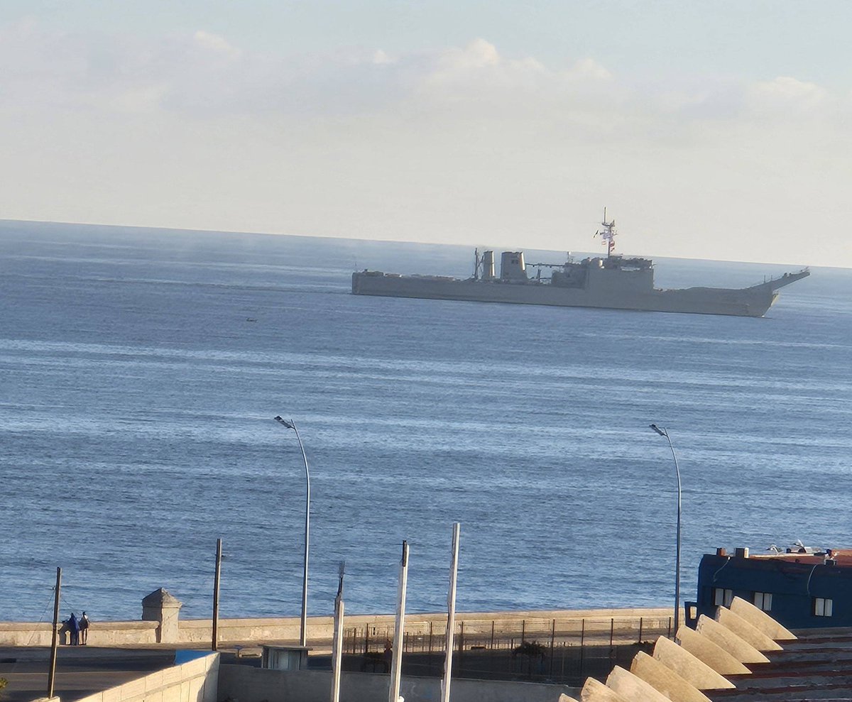 Barcos con ayuda de 📷 #México llegando a La Habana. Gracias hermanos mexicanos!, publicó en sus redes sociales <a href="/JosefinaVidalF/">Josefina Vidal</a>, viceministra de Relaciones Exteriores de #Cuba.

#CubaEstáFirme