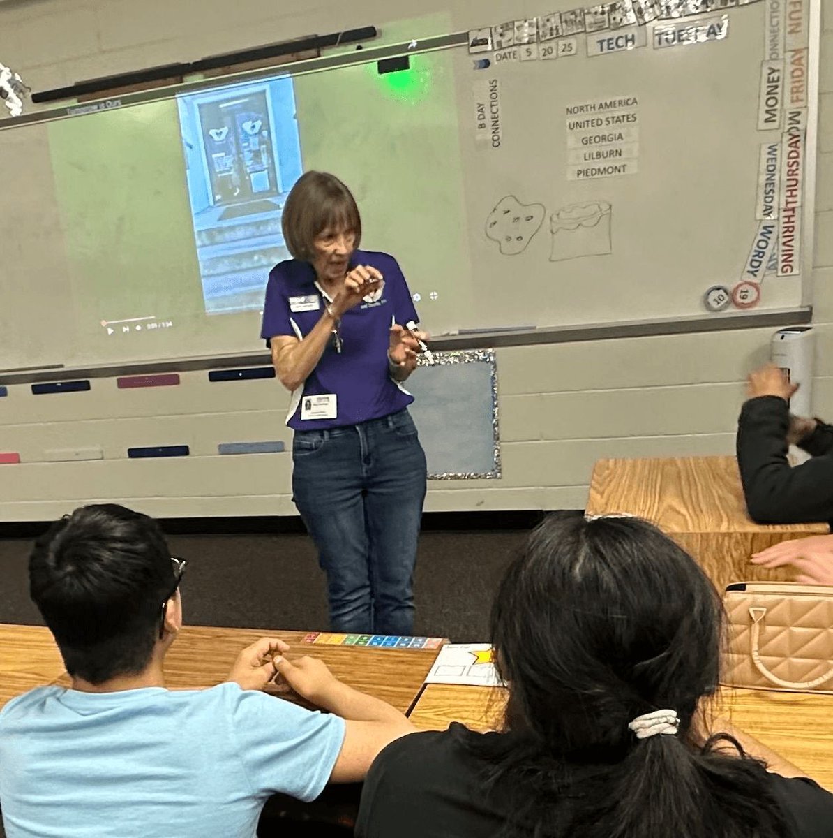 Help us wish our friend Mary a very happy birthday!! Mary is one of our volunteers and is on our non-profit board of directors.   We appreciate her more than words can express. 

Happy birthday, Mary! 💜