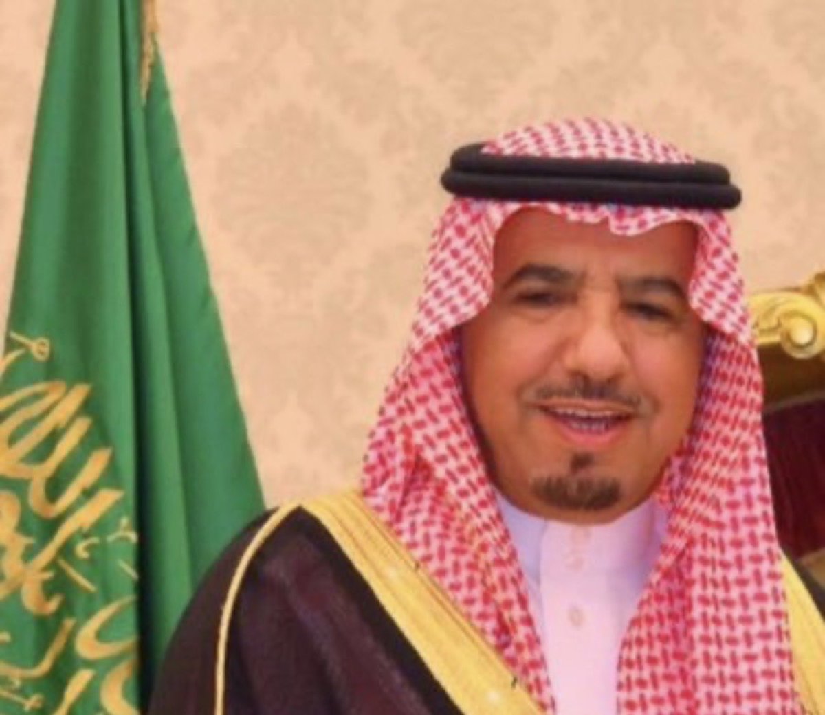 AlasoomiAdel's tweet photo. وتشرفت بزمالة بوسلمان في البرلمان العربي فبوسلمان قامة عربية كبيرة تميز بالكفاءة والخبرة الكبيرة وكان يعتبر مرجعيه اضافة الى  تميزه بحسن الخلق، ورفعة التعامل، وسموّ الأخلاق مع الجميع، فكان مثالاً يُحتذى في التواضع والرقيّ، وهذا ما جعل ��حبته ومكانته في القلوب قبل المناصب.
يُتبع https://t.co/ZQsaCskHSQ