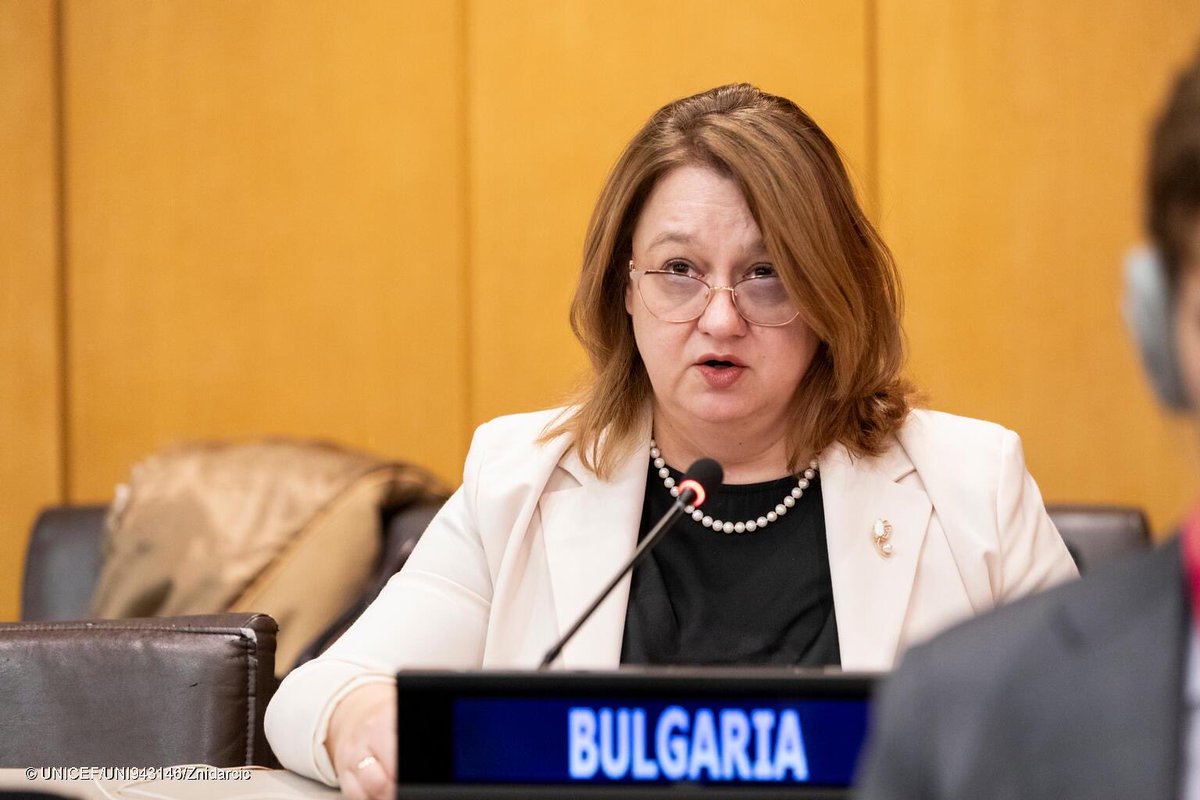 BGmission's tweet image. 🇧🇬 Ambassador @GuerKaradjova participated in the #General #Debate of the #UNICEF Executive Board, reaffirmed its strong commitment to UNICEF and stressed the need for flexible, predictable funding to protect children—especially in emergencies.
#ExecutiveBoard #ChildrenFirst
