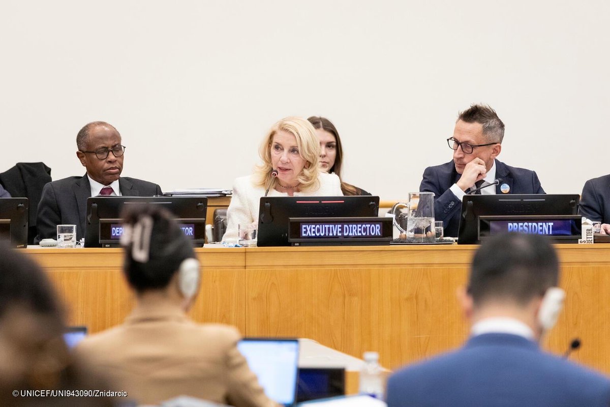 BGmission's tweet image. 🇧🇬 Ambassador @GuerKaradjova participated in the #General #Debate of the #UNICEF Executive Board, reaffirmed its strong commitment to UNICEF and stressed the need for flexible, predictable funding to protect children—especially in emergencies.
#ExecutiveBoard #ChildrenFirst