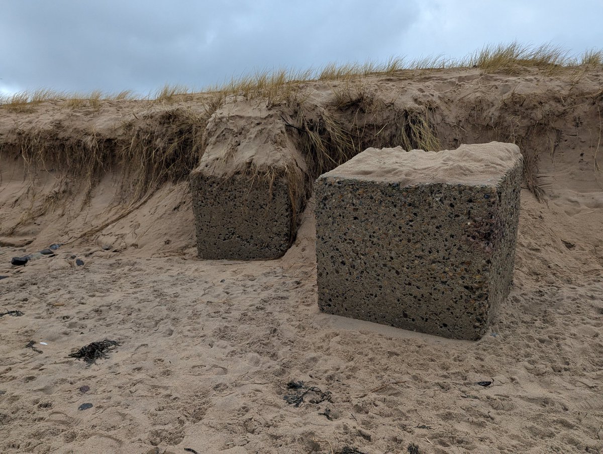 moley75's tweet photo. Second world war defences on the beach mainly #tanktraps #seatonsluice #blyth https://t.co/TAedDQ1JBm