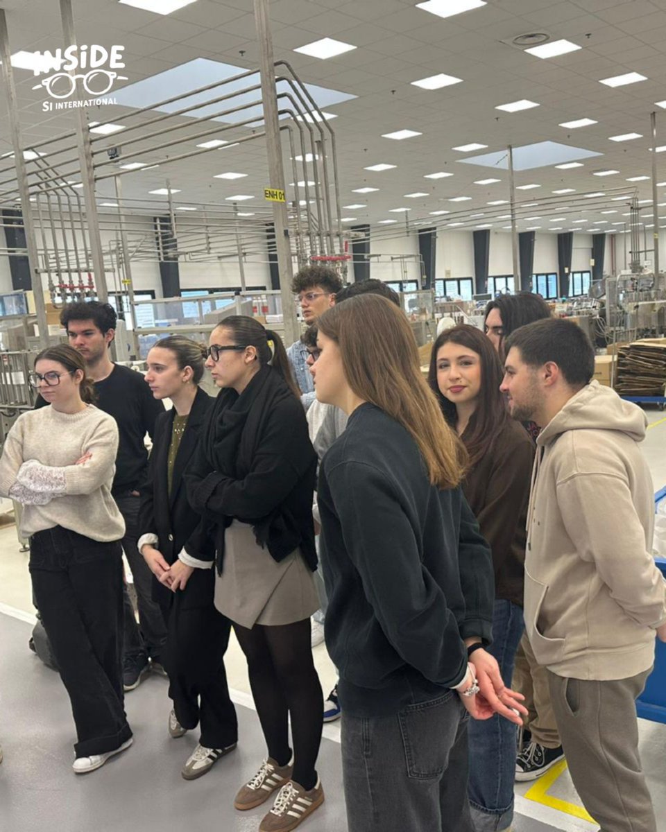 NeosupPerpignan's tweet photo. 🔎 Immersion professionnelle pour nos BTS Opticien Lunetier !

Le 5 février, nos étudiants de 1ère année de BTS OL ont eu l’opportunité de découvrir les coulisses de l’usine SI International.

Une journée précieuse pour comprendre concrètement les enjeux de la production! https://t.co/saUhKCFHfM
