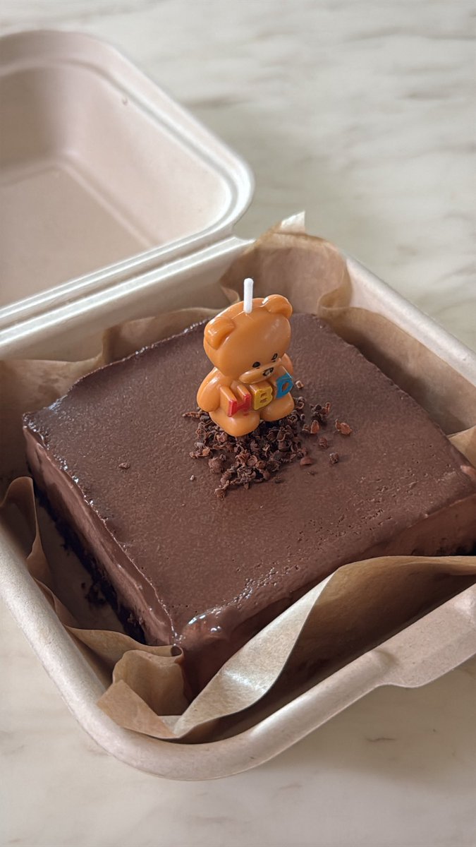 PLLImango's tweet image. 이번 놔생카에서 치즈케익 나눔을 했었는데요〰️
한 분 한 분 너무 맛있다고 디엠이나 카톡 주실때마다 전 파티시에가 아닌데 너무 기분 좋고 감사한거있죠(  ′̥̥̥ ˙̫ ‵̥̥̥  )💗
사실은 생카 다음날에 알통근육통(? 을 얻어서 괜히 한다고 했나 싶었는데 또 좋아해주시니까 너무 좋네요오 다들…