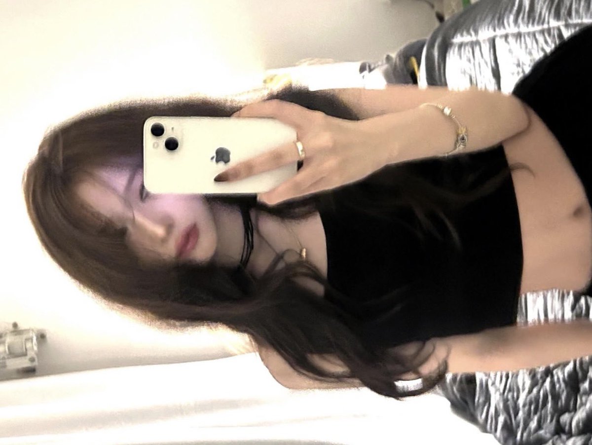 강아지가 어른이 되었다는 걸 믿고 싶지 않았어 
하지만이젠인정해야할것같아 .......................... 😭