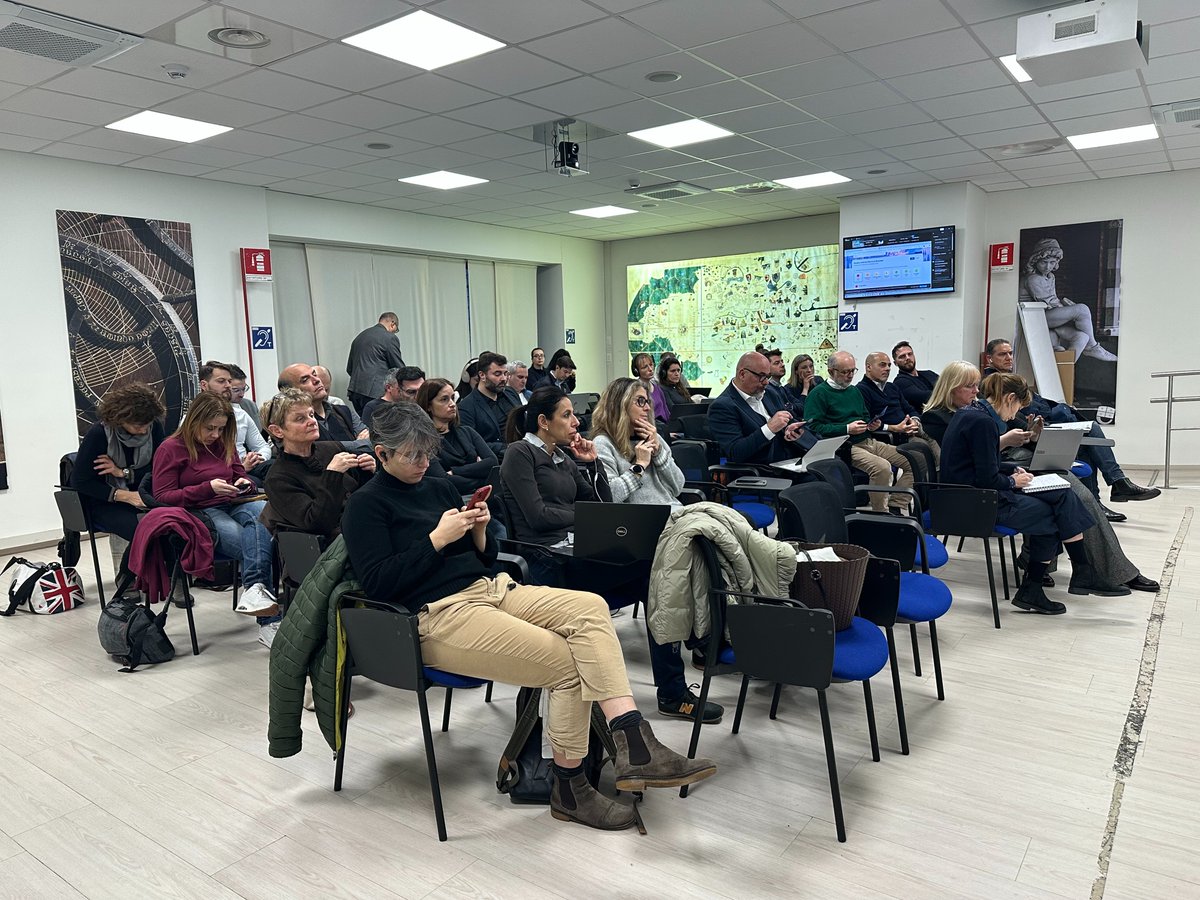 PROTERINA4Future tweet media