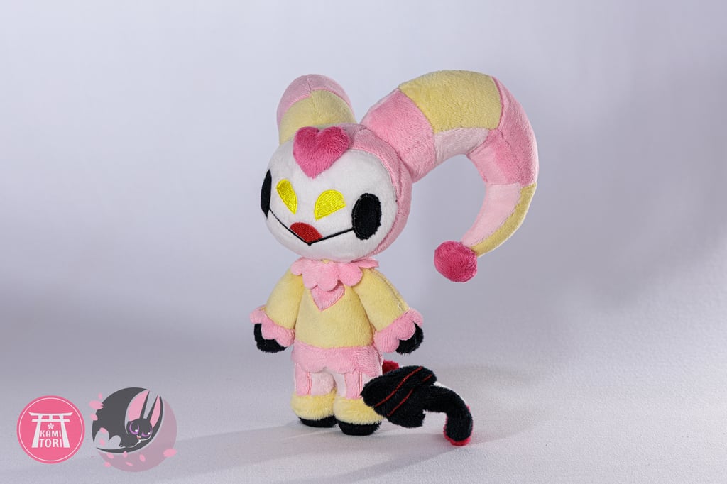Pajama Fizz Yellow 💛 
Fizzarolli is one of my fave characters to make, all his outfits are cute😊 Photos by our dear <a href="/KamiTori_desing/">🌸KamiTori🌸</a>
You can find 💛 chibi Fizz at neroplushies.com/pajama-Fizz-9-… #HelluvaBossFanart #Fizzarolli