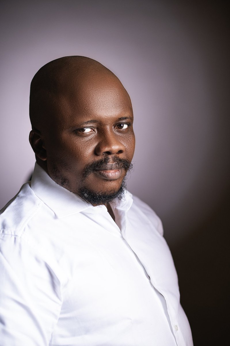 I pledge to BOLA AHMED TINUBU my President:
To be faithful, loyal and honest
To stand with him in the 2027 Election.

To campaign for him with all my strength, 
To defend his votes and uphold my broom to sweep away Peter Obi and Atiku Abubakar in 2027.
So help me God.

Amen