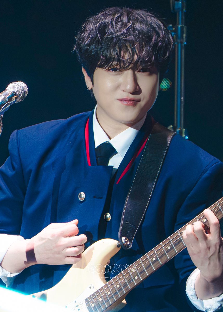 260208 The DECADE in DAEGU
ㅇㅏ.................... 진짜 귀여워🐻
#성진 #SUNGJIN #데이식스 #DAY6