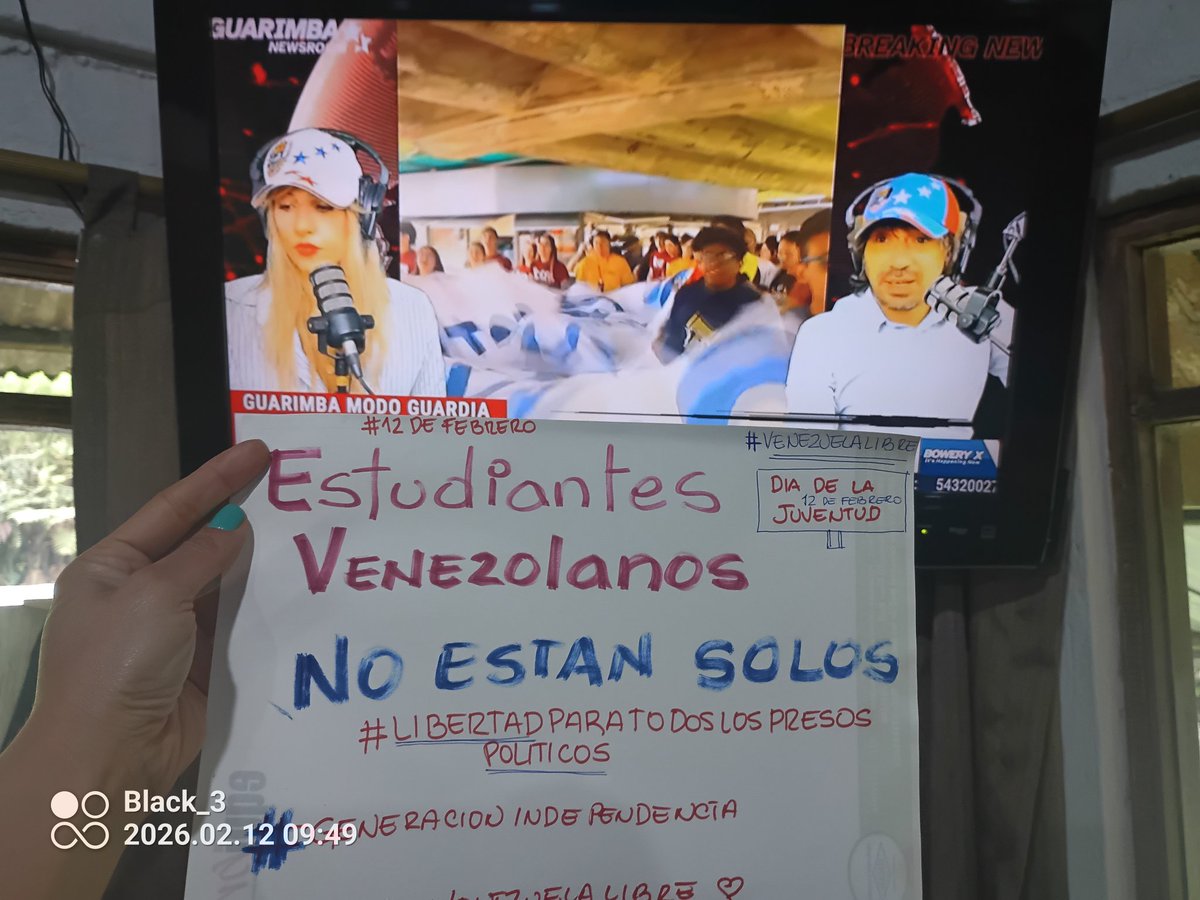 araqueyliana's tweet photo. #GeneraciónIndependencia #12DeFebrero #libertadalospresospoliticos
Venezuela pierde el miedo. Cobertura en vivo en #ModoGuardia @chacocma @hacemosguarimba
@hacemosguarimba https://t.co/jT7I3SxsIR