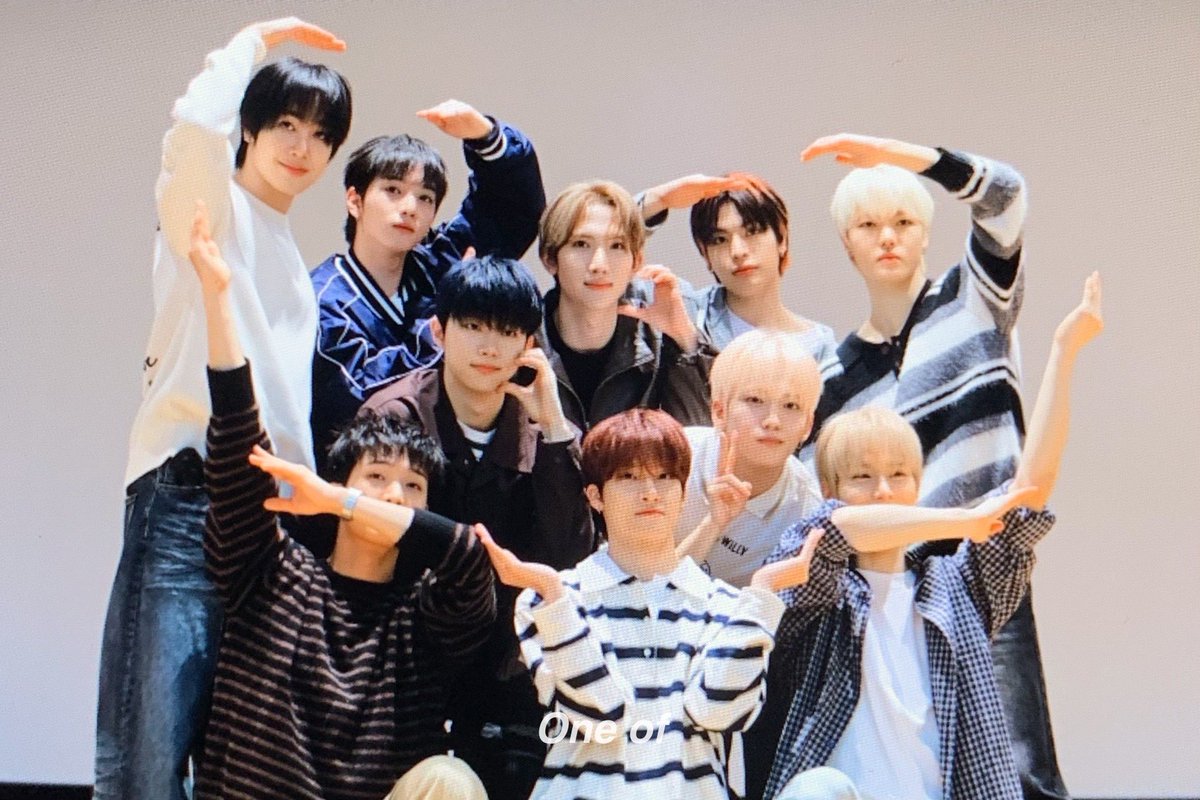 k3jj1's tweet photo. 우리싸이커스아랑합니다💕💕 #싸이커스 https://t.co/gks2oUb1Hk