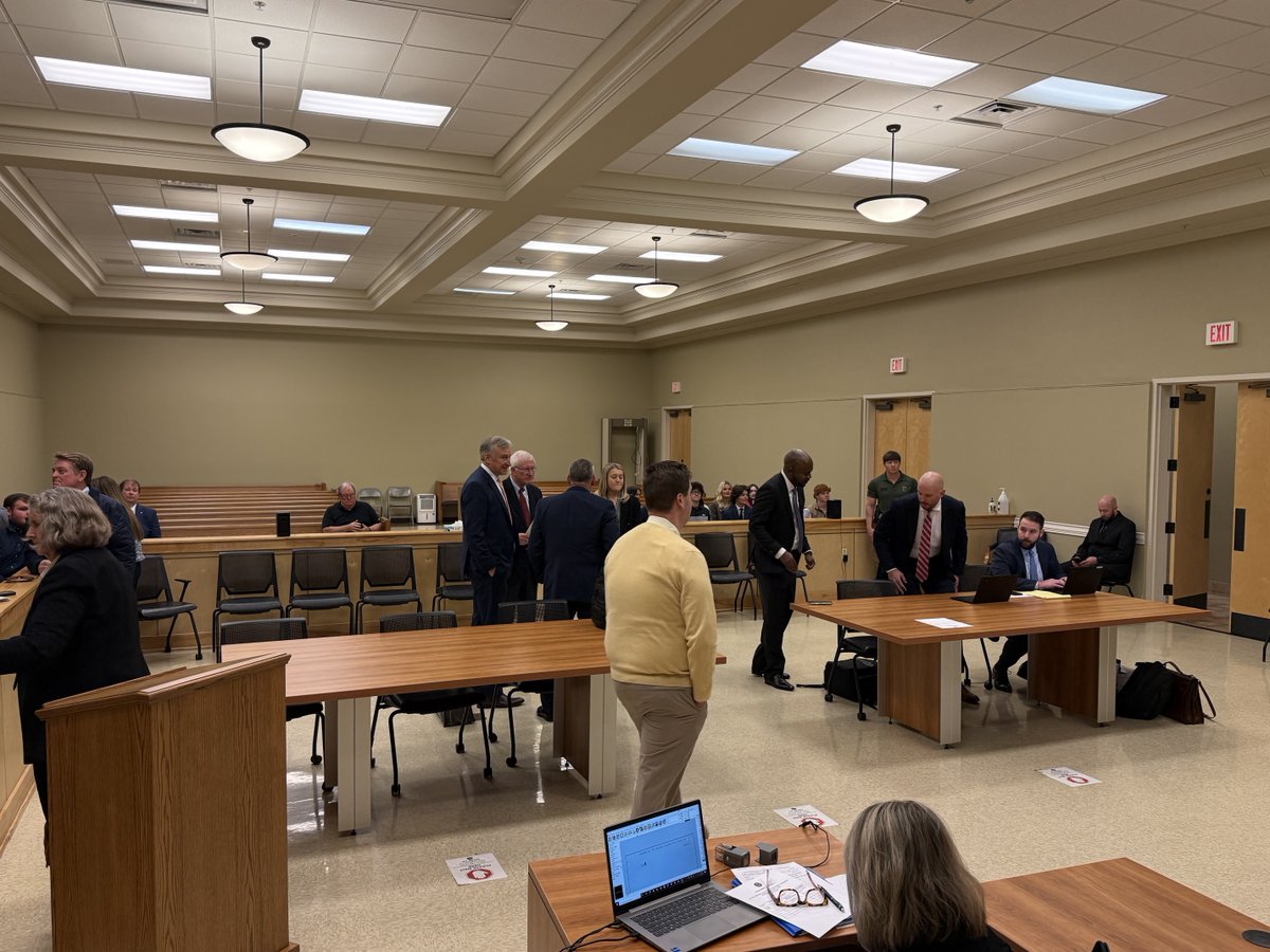 Brad Logan tweet media