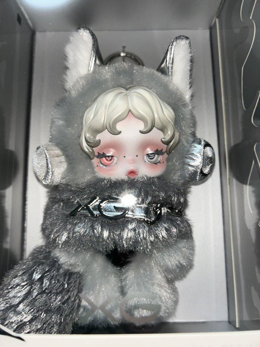 やっと、やっと自分の元に SKULLPANDAちゃんがきました‼️ これは可愛