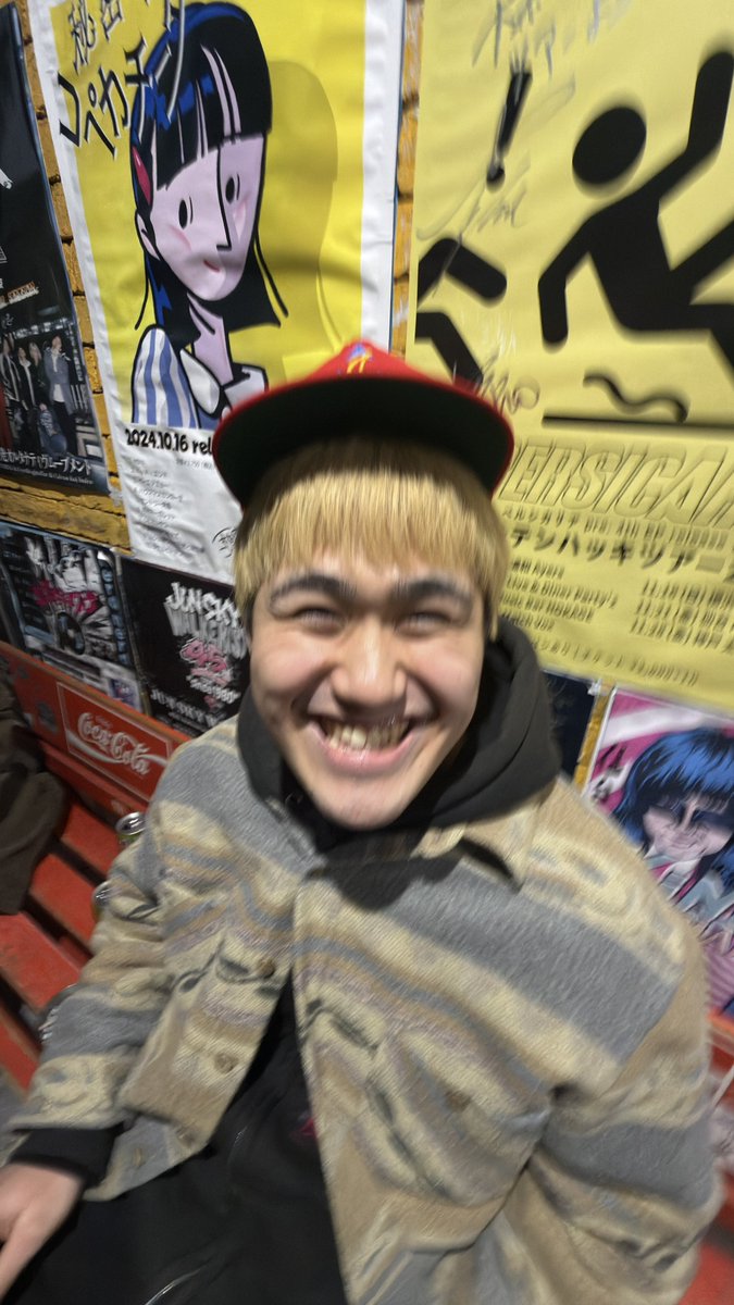 __SEIKA__0's tweet photo. 愛するキースと
フライングサン最高なライブハウスだ https://t.co/GtQ5vzUzHA
