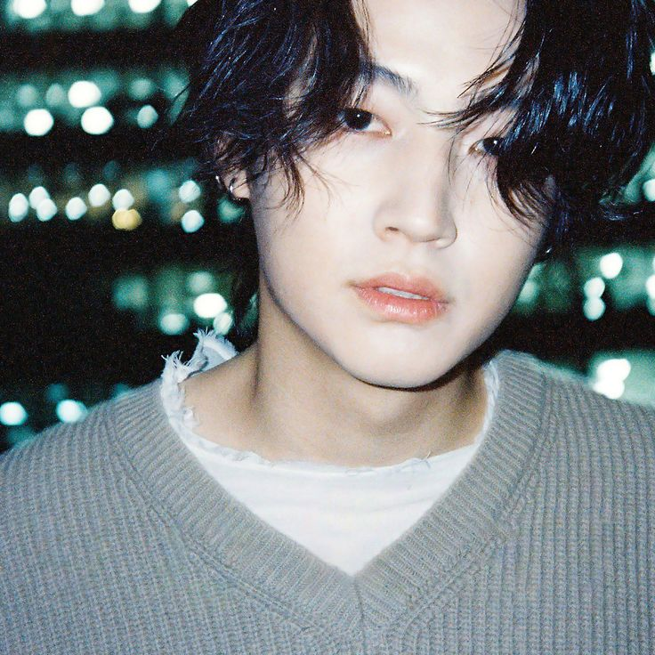 Alerta verde, Ahgase!

JAY B (<a href="/jaybnow_hr/">JAY B</a>) compartilhou em live que planeja lançar um EP no meio do ano e que sua persona mais íntima, Def., lançará um álbum completo.

#JAYB #DEF #GOT7