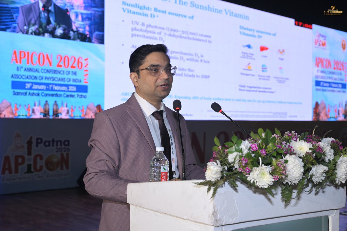 TiwariAlankar's tweet photo. Honoured to deliver a guest lecture at annual conference of Association of Physicians of India (APICON 2016) at Patna, on " Role of Vitamin D in Metabolic Disorders ".
#apicon2016 #api https://t.co/omhB2OvhRt