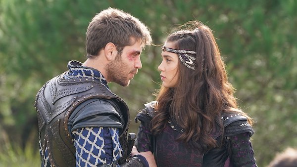 DTural's tweet image. #KuruluşOsman dizisinin Orhan'ı Emre Bey ve Holofira'sı Ecem Sena Bayır, Gençlere Sorduk "Yılın En İyi TV Dönem Dizisi Çifti" ödülünün sahibi oldu. 👏

#OrNil