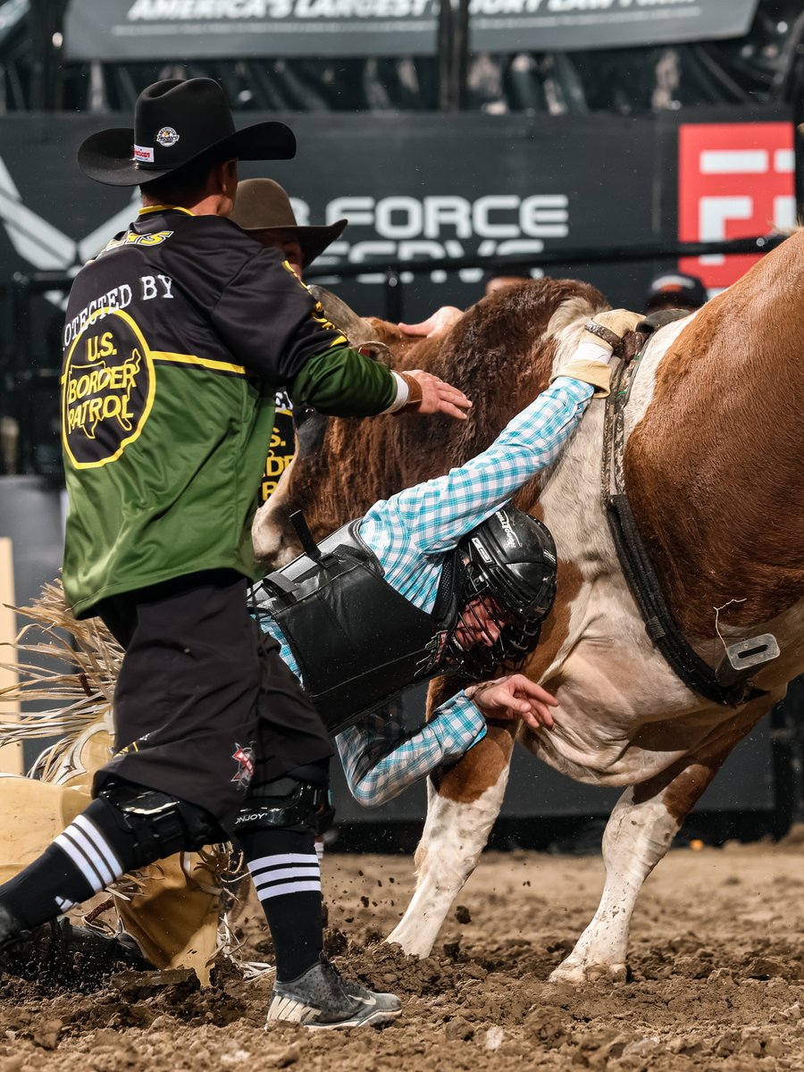 PBR's tweet image. Sactown had themselves a night! LET'S RUN IT BACK 🔄

[Watch Round 2 of PBR Sacramento tonight on Paramount+ at 10pm ET]