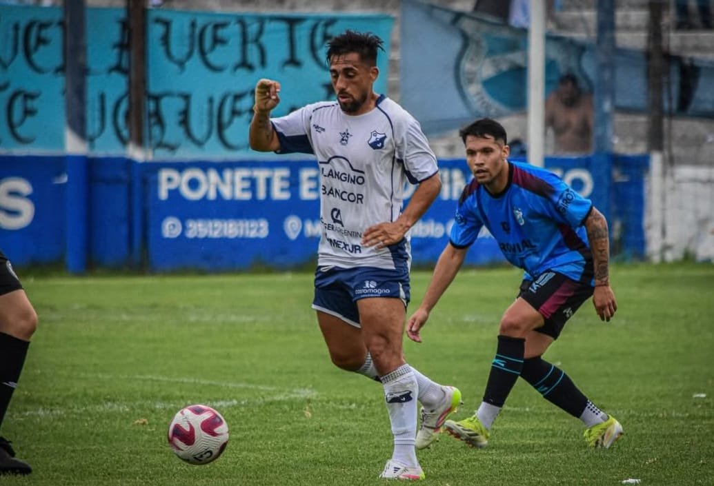 🏴󠁧󠁢󠁳󠁣󠁴󠁿 "MÁS QUE PENSAR EN LO ÚLTIMO DE MI CARRERA, PIENSO EN ASCENDER"

🗣️ Emmanuel Giménez en Tercer Tiempo.

"Palavecino tiene que aprovechar su momento desde el profesionalismo, tiene para mantener su carrera.
Tiene 1v1, potrero, barrio y espero que pueda seguir en su carrera"